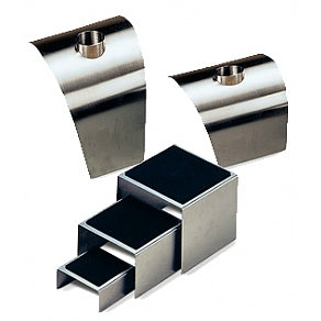 Metal Displays
